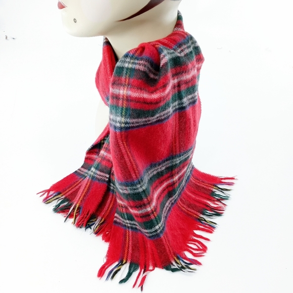 Vintage Red Tartan Plaid Lambs Wool Scarf - Picture 2 of 10